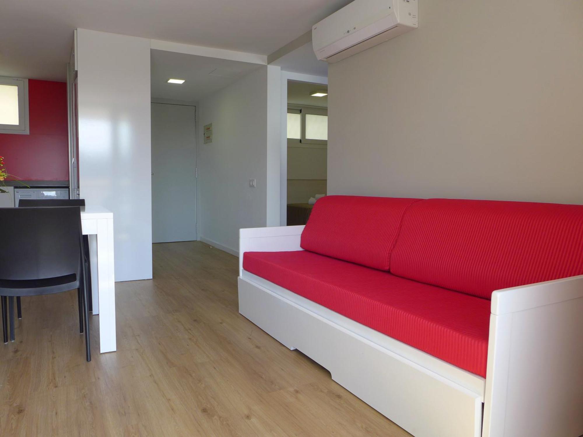 Rentalmar Navarra Family Suites Salou Rom bilde