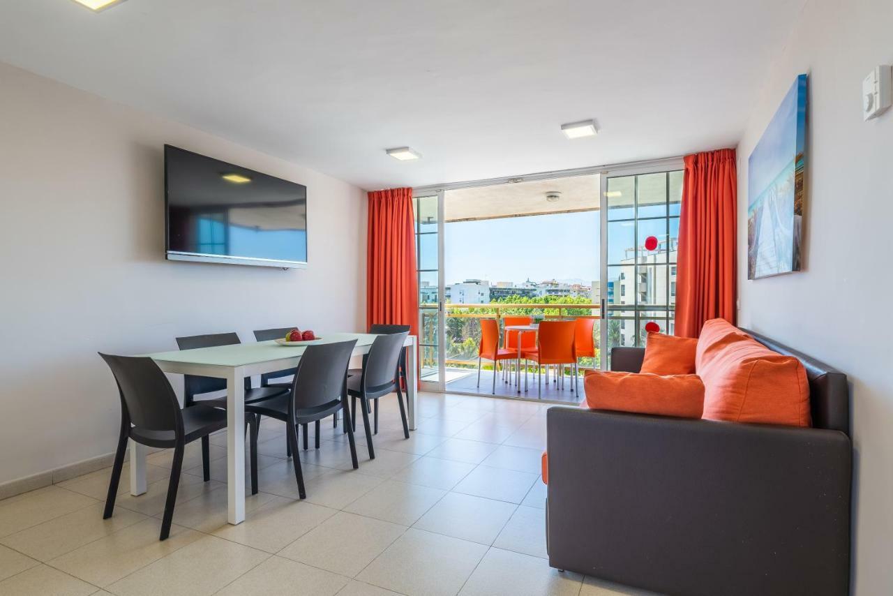 Rentalmar Navarra Family Suites Salou Eksteriør bilde